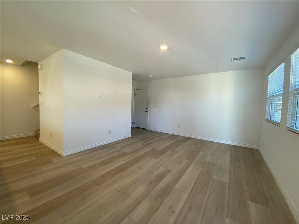 Las Vegas, NV 89166,10713 Norfolk View CT