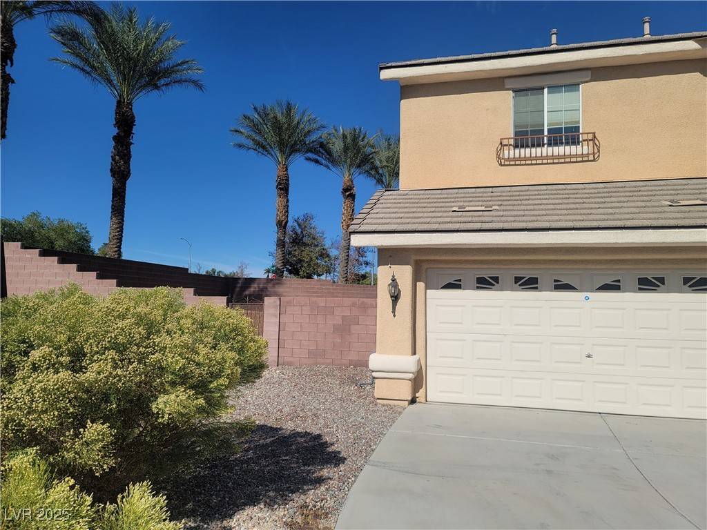 Las Vegas, NV 89129,4798 LUNA RIDGE CT