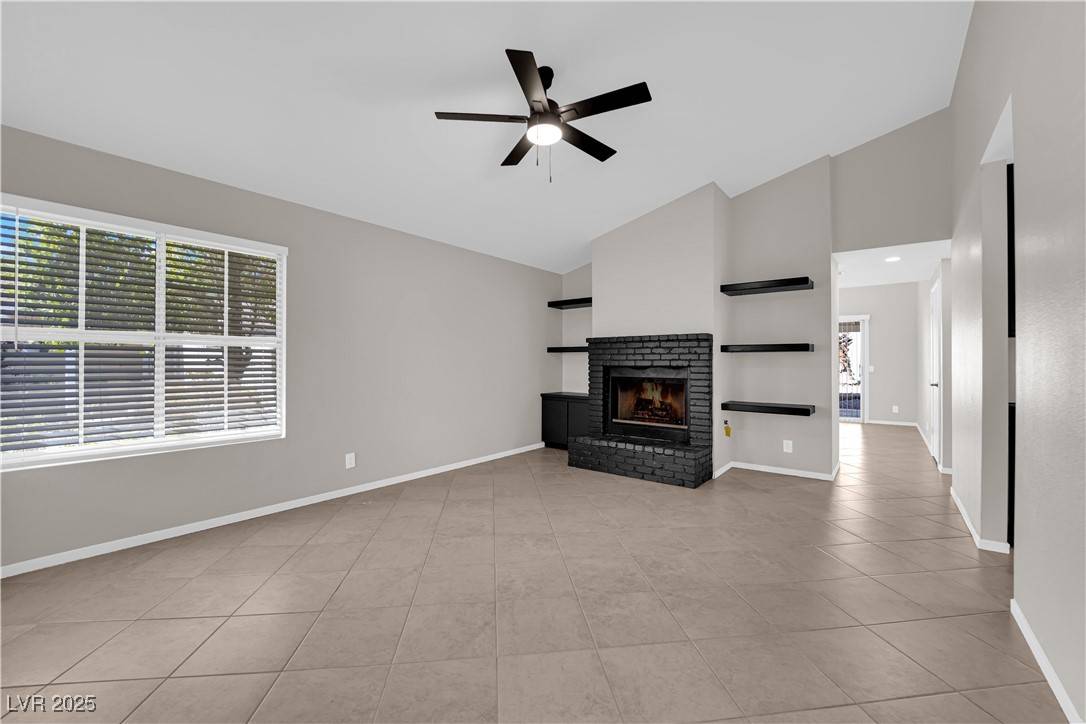 Las Vegas, NV 89108,908 Coral Isle WAY
