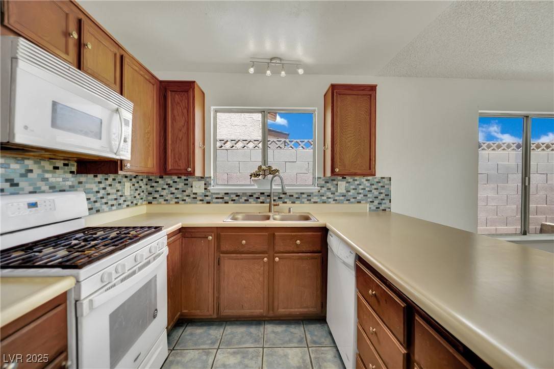Las Vegas, NV 89142,1676 Divinity ST