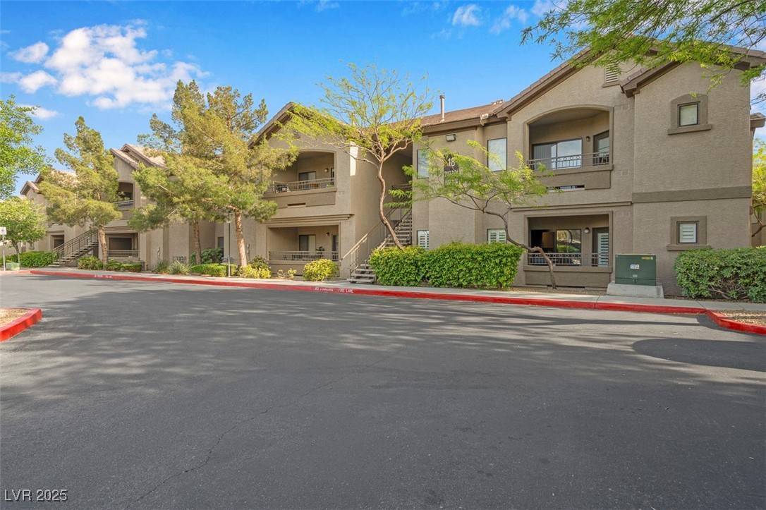 Las Vegas, NV 89166,8250 N Grand Canyon DR #1123