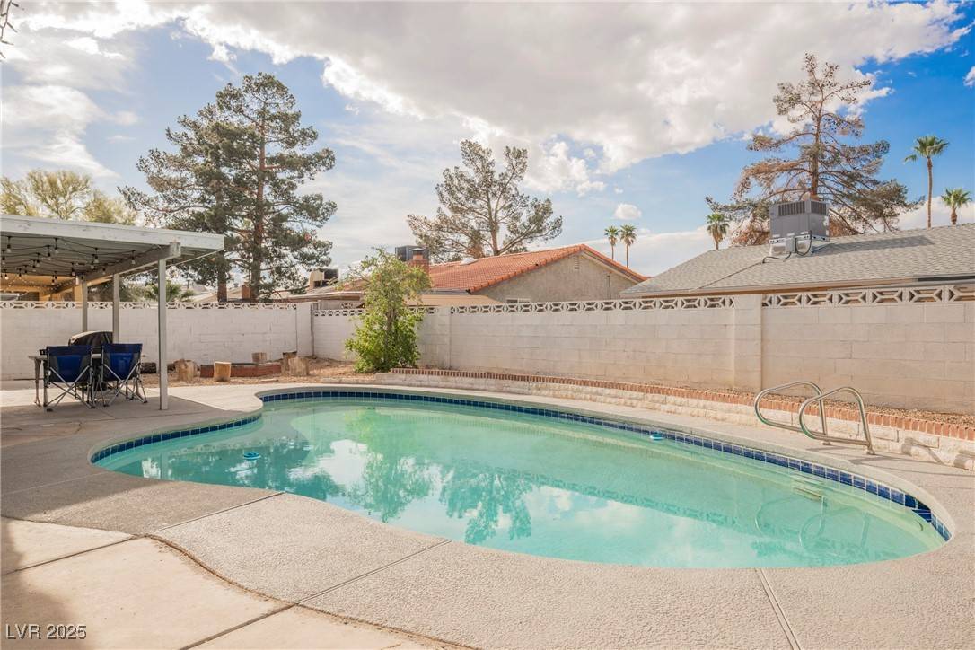 Las Vegas, NV 89121,4666 Plata Del Sol DR
