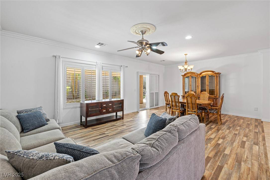 Henderson, NV 89044,2164 Sawtooth Mountain DR