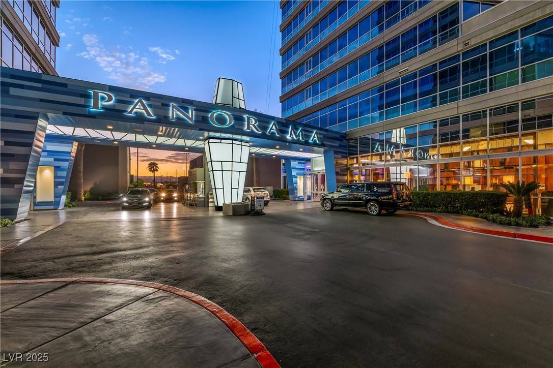 Las Vegas, NV 89103,4525 DEAN MARTIN DR #2103
