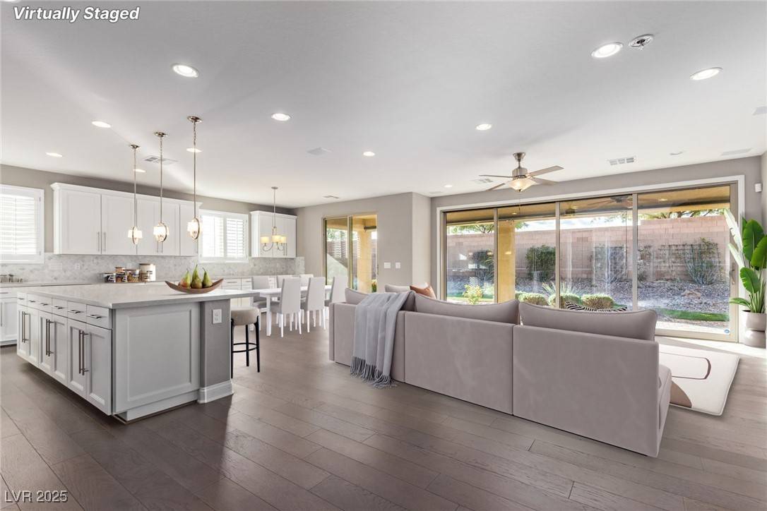Las Vegas, NV 89113,8797 Pinley Spring ST