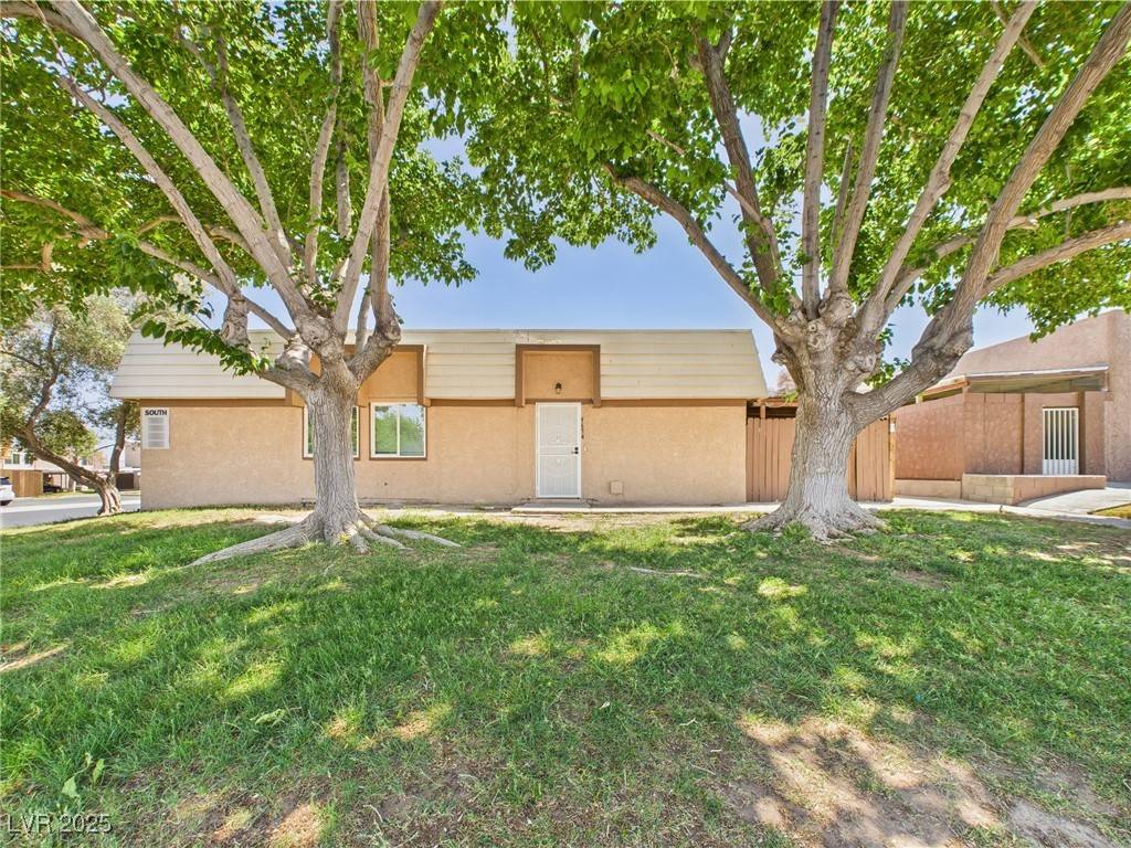 Las Vegas, NV 89120,3654 Villa Knolls South DR