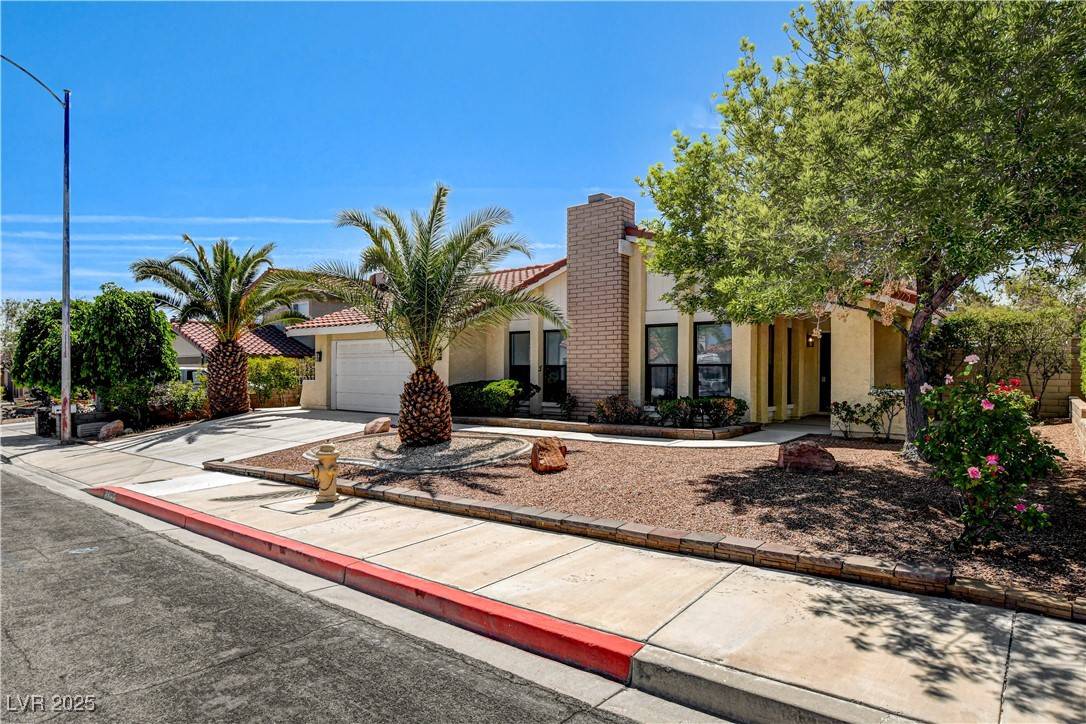 Las Vegas, NV 89117,8705 Orvieto DR