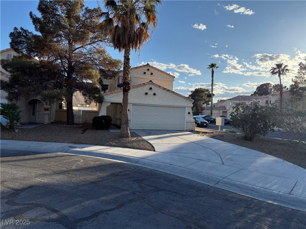 Las Vegas, NV 89117,2821 Willow Wind CT