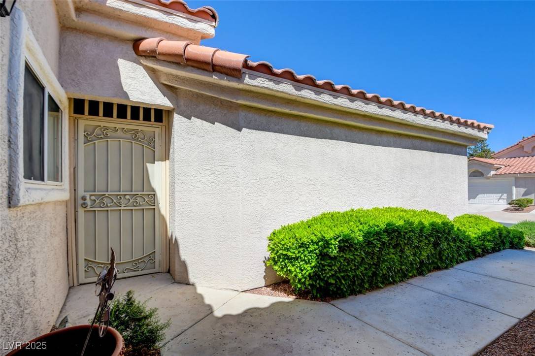 Las Vegas, NV 89145,7821 Gable LN