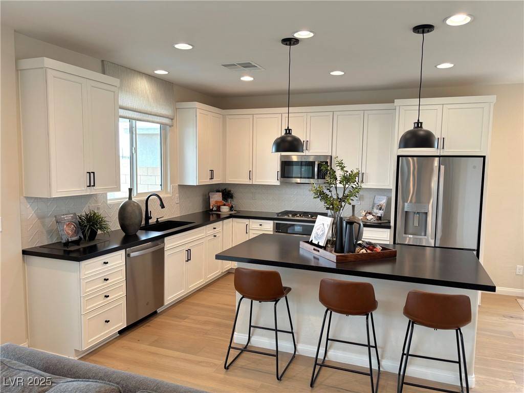 North Las Vegas, NV 89084,933 Hunter Shores AVE