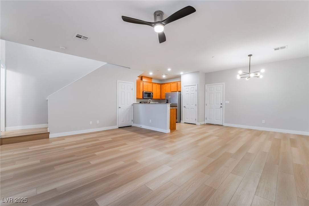 Henderson, NV 89044,2871 Tanager Hill ST