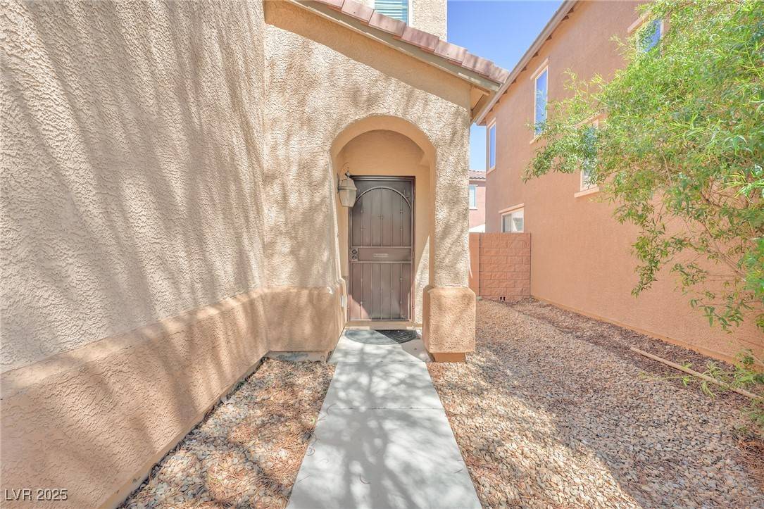 Henderson, NV 89011,637 Taliput Palm PL