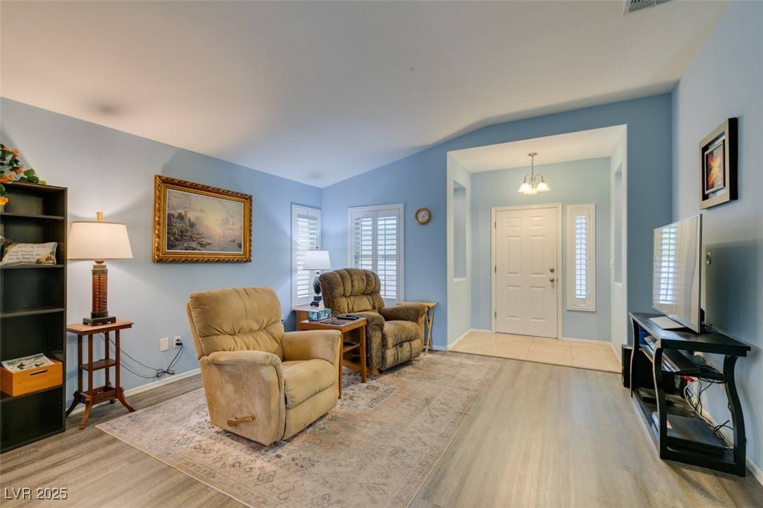 Henderson, NV 89012,2164 Eagle Sticks DR