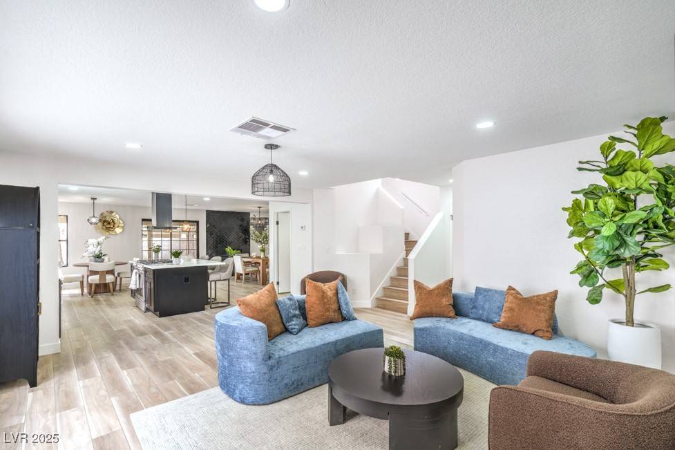 Las Vegas, NV 89117,10009 Coral Sands DR