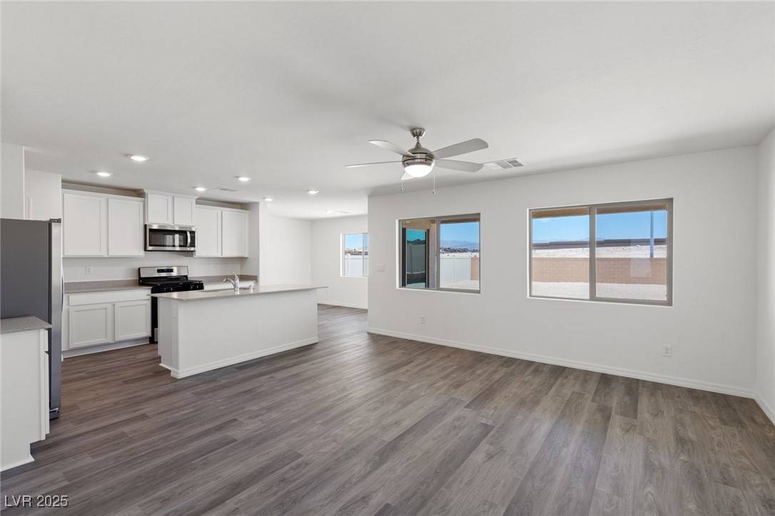 Las Vegas, NV 89156,6713 Violet Cascade AVE