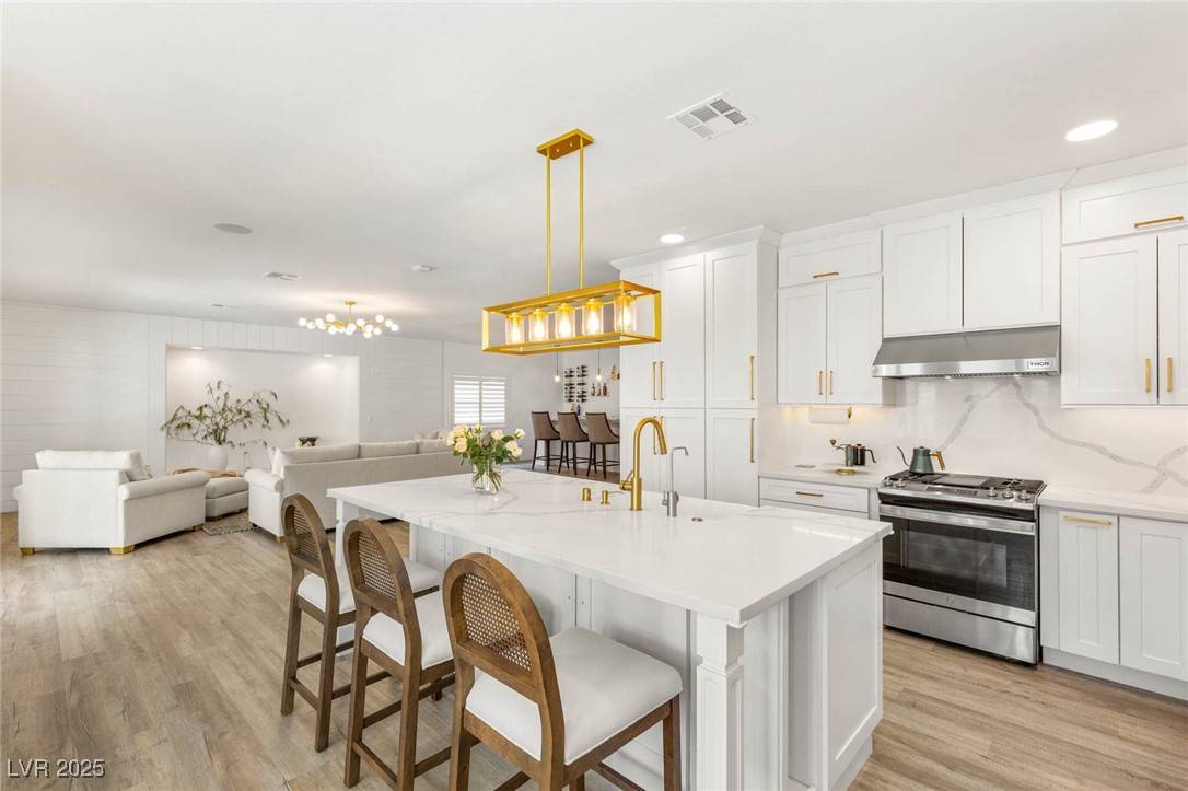 Las Vegas, NV 89147,9615 SEDONA HILLS CT