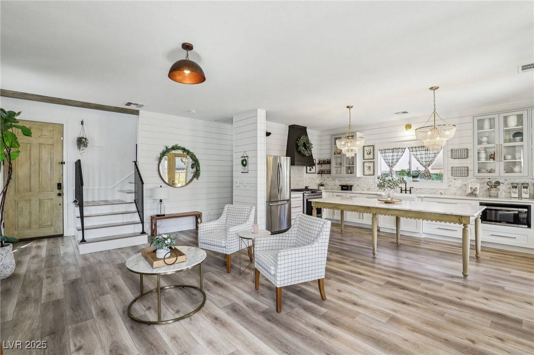 Las Vegas, NV 89139,7566 Hope Valley ST