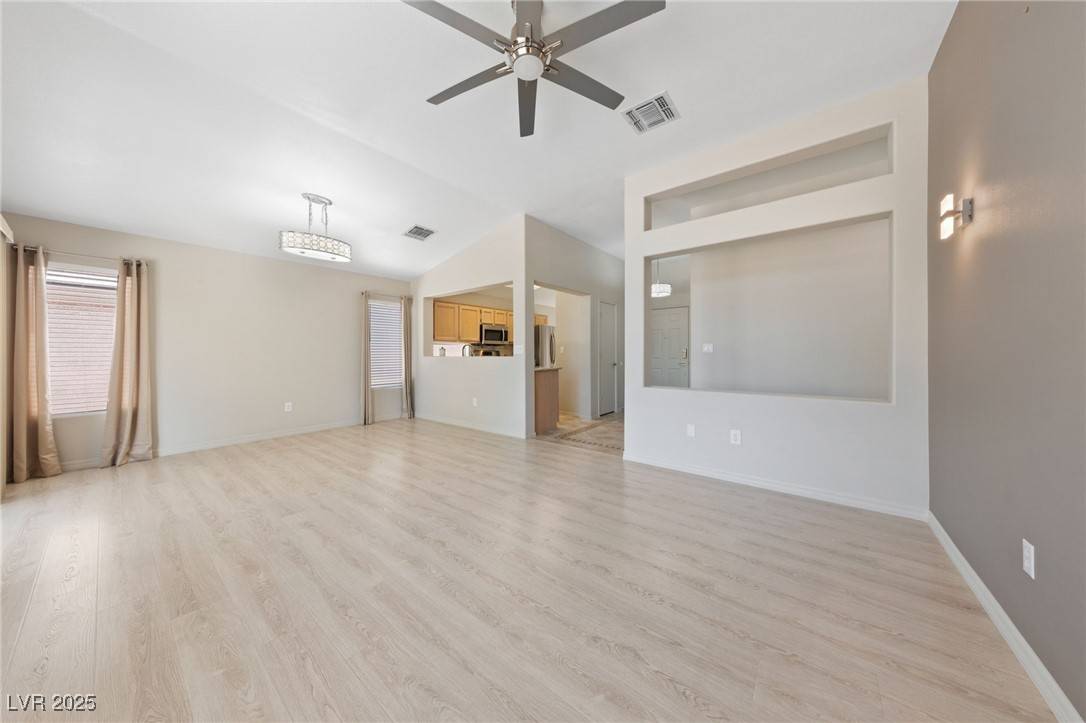 Henderson, NV 89012,2156 Eagle Sticks DR