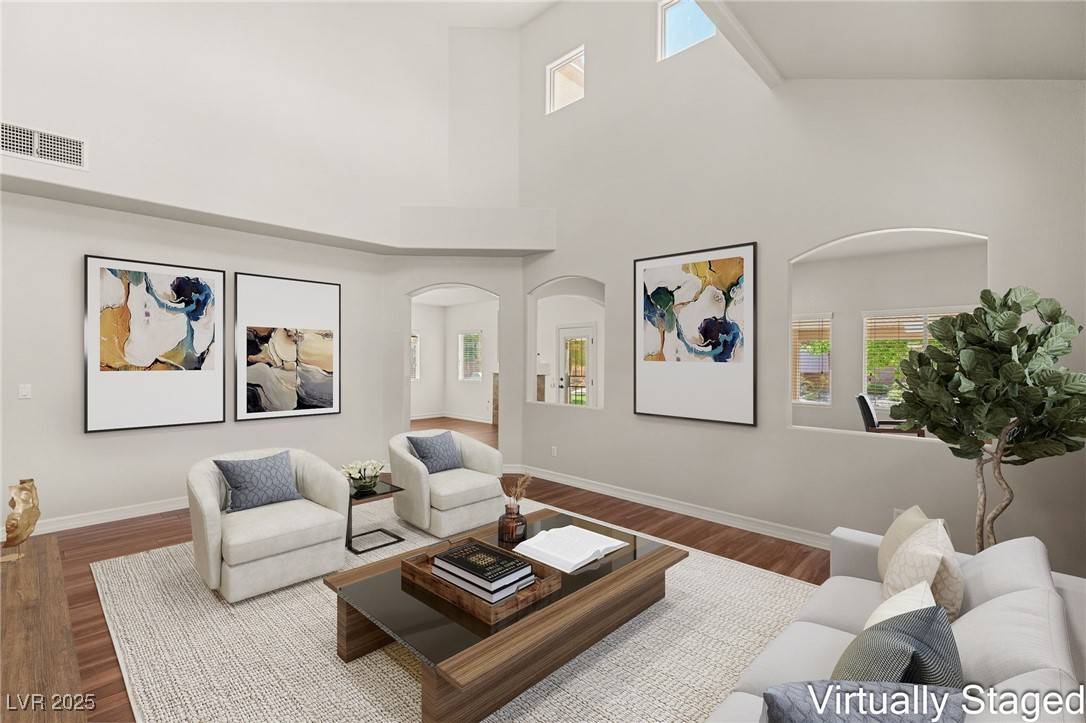 Henderson, NV 89012,215 SUNLIGHT PEAK ST