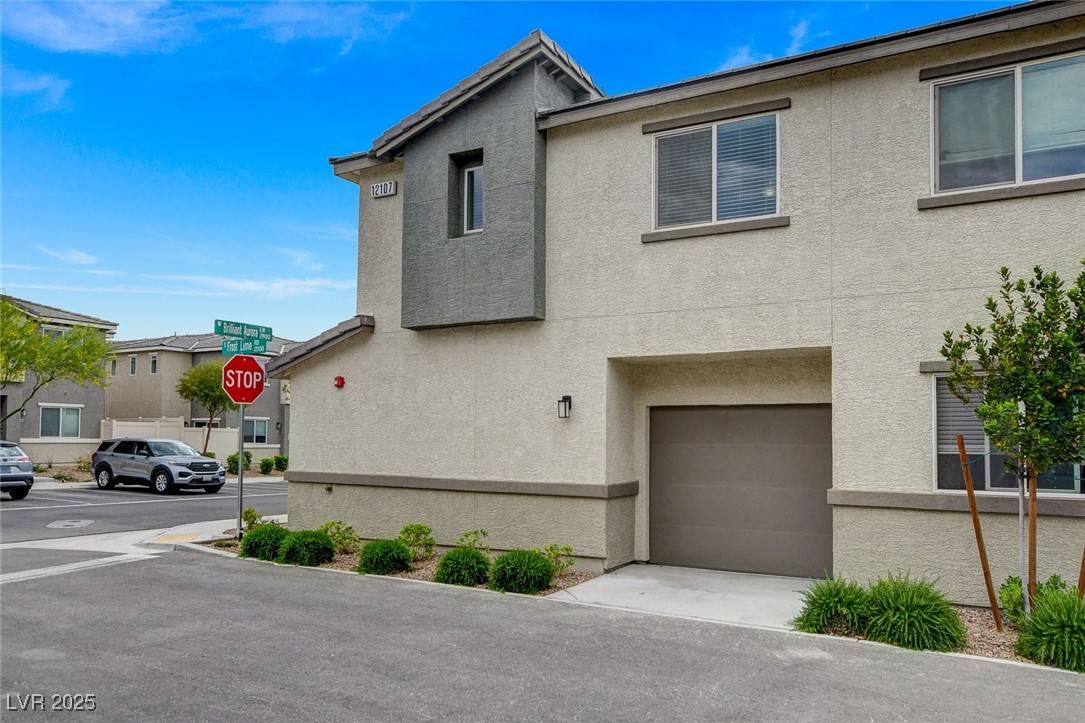 Las Vegas, NV 89183,12107 Frost Lime RD #1