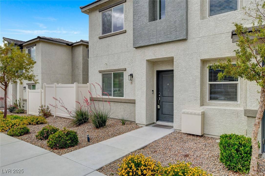 Las Vegas, NV 89183,12107 Frost Lime RD #1
