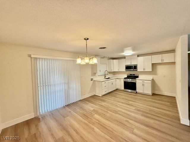 Las Vegas, NV 89104,3037 Holly Hill AVE