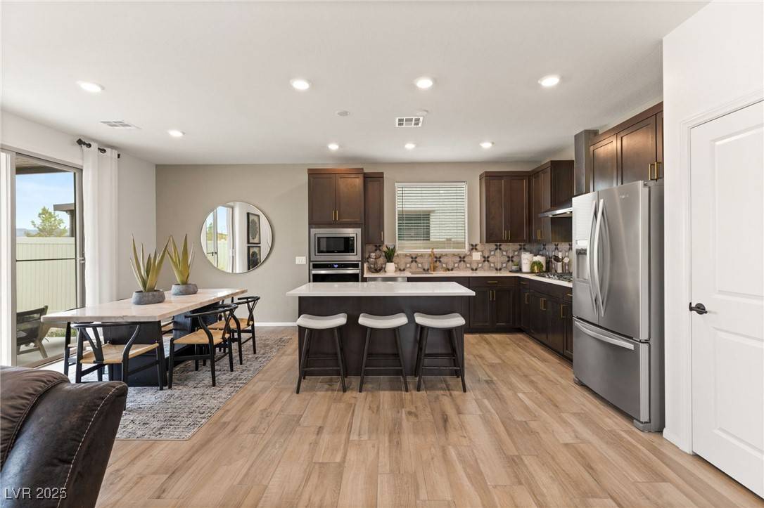 North Las Vegas, NV 89081,2624 STANHURST AVE