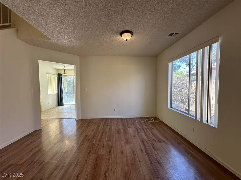 Las Vegas, NV 89117,3221 OYSTER BAY ST