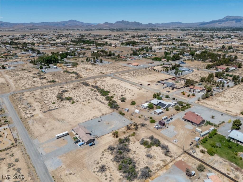 Pahrump, NV 89048,611 W China ST