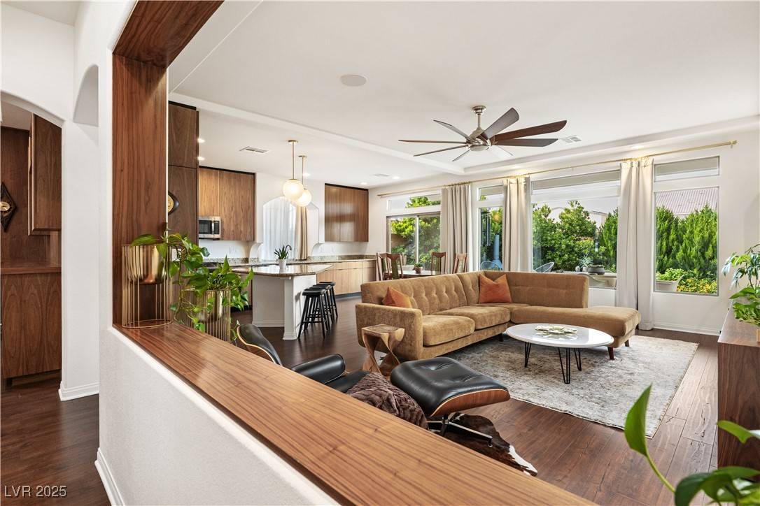 Las Vegas, NV 89141,5850 Rockway Glen AVE