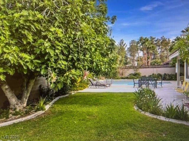 Henderson, NV 89014,390 Rushing Creek CT