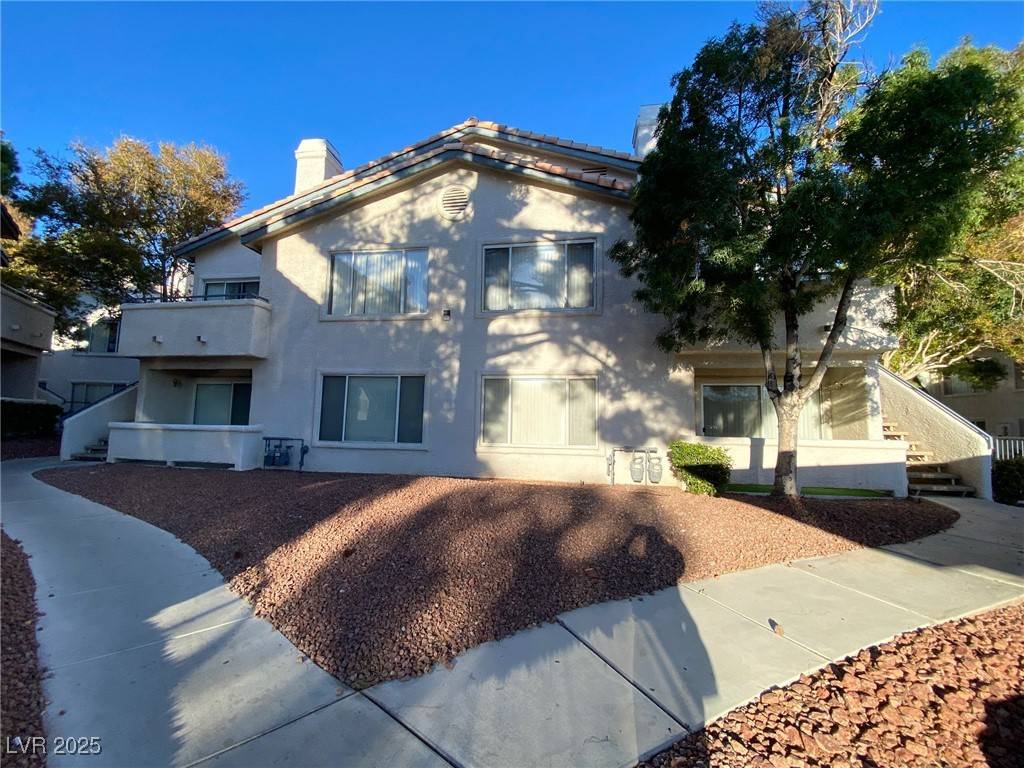 Las Vegas, NV 89120,3062 TARPON DR #203