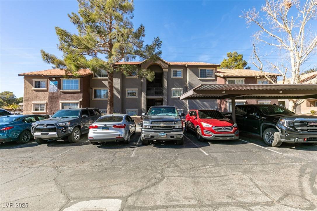 Las Vegas, NV 89117,2750 S Durango DR #2012