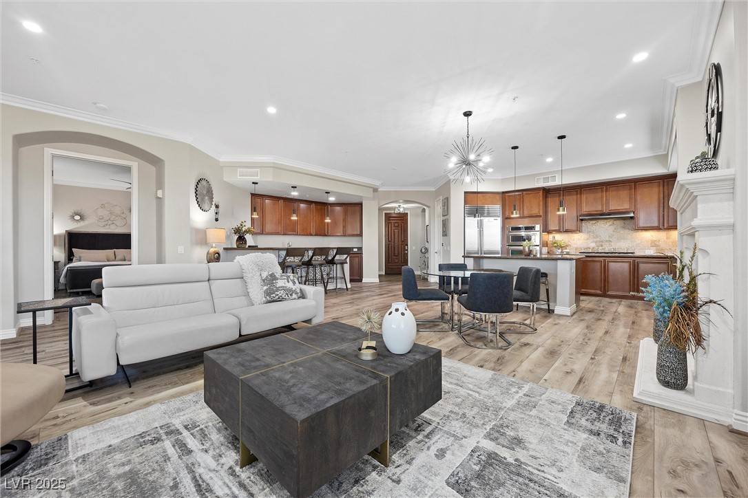 Henderson, NV 89011,30 Via Mantova #109
