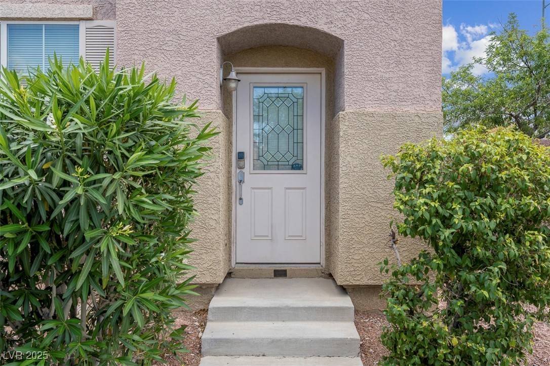Las Vegas, NV 89139,6599 Netherseal AVE