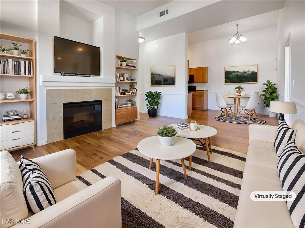 Las Vegas, NV 89113,8985 S Durango DR #2081