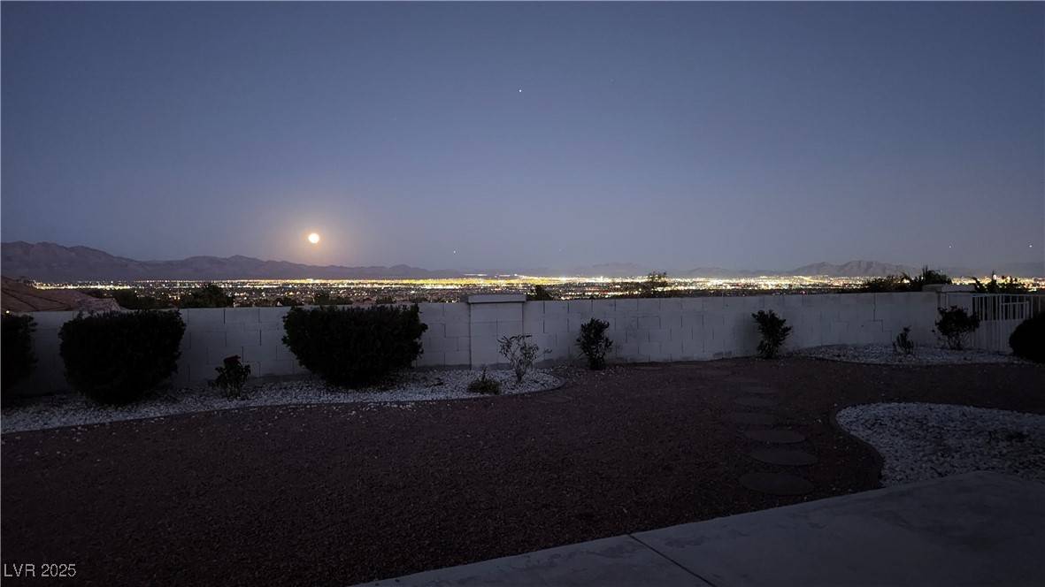 Las Vegas, NV 89134,2904 Bow Bridge DR