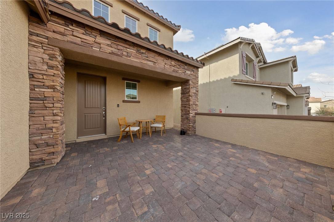 Henderson, NV 89011,595 Beverly Pine PL