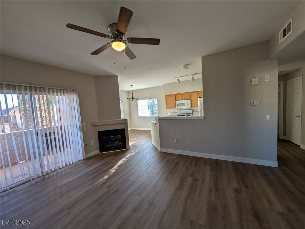 Las Vegas, NV 89183,1050 E Cactus AVE #2076