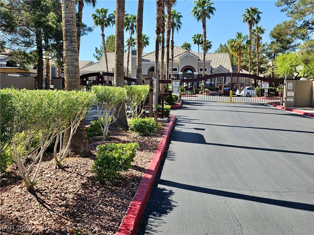 Las Vegas, NV 89118,5055 W Hacienda AVE #1161