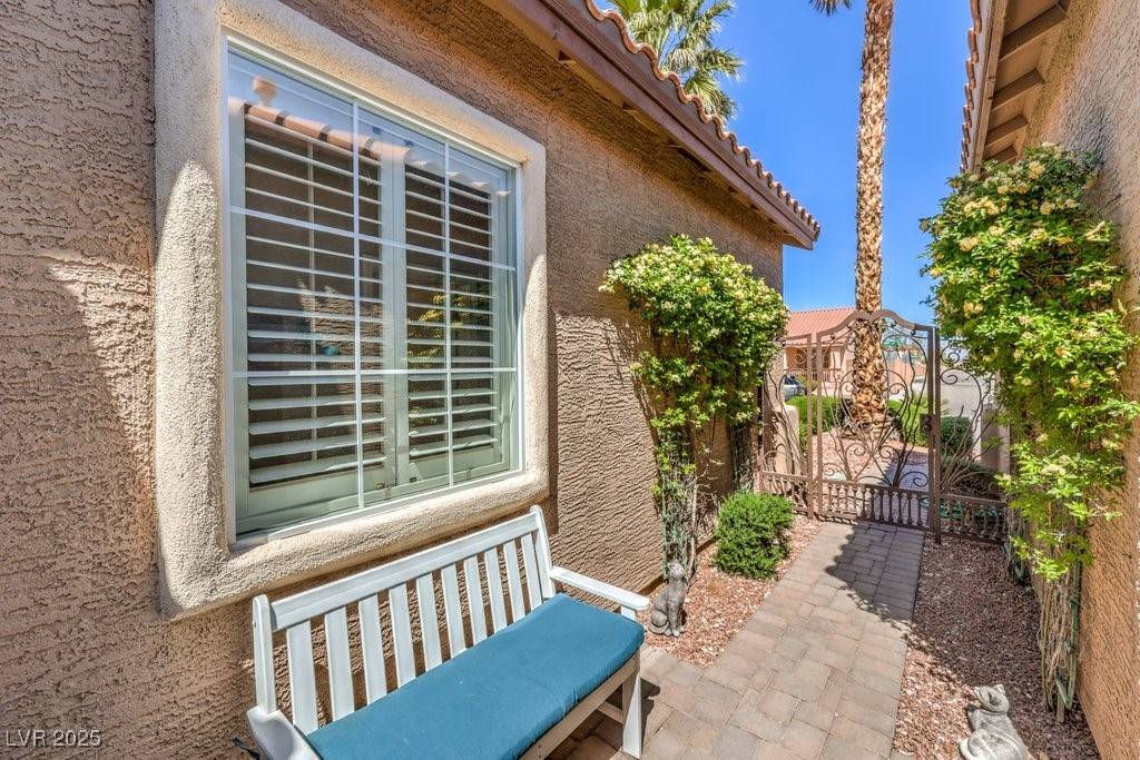 Las Vegas, NV 89113,7473 Crystal Clear AVE