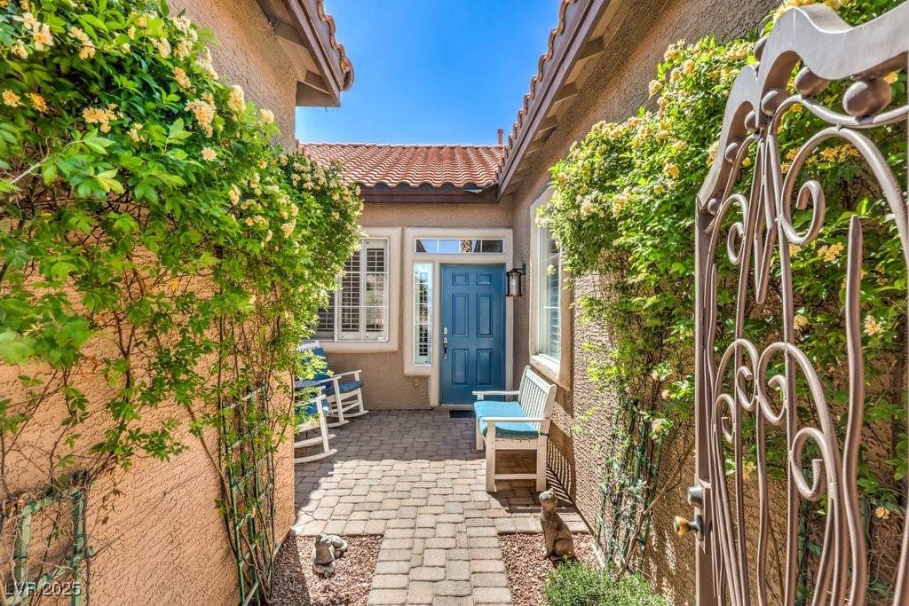 Las Vegas, NV 89113,7473 Crystal Clear AVE