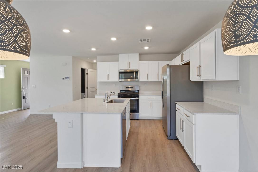 North Las Vegas, NV 89081,816 Sand Camel CT