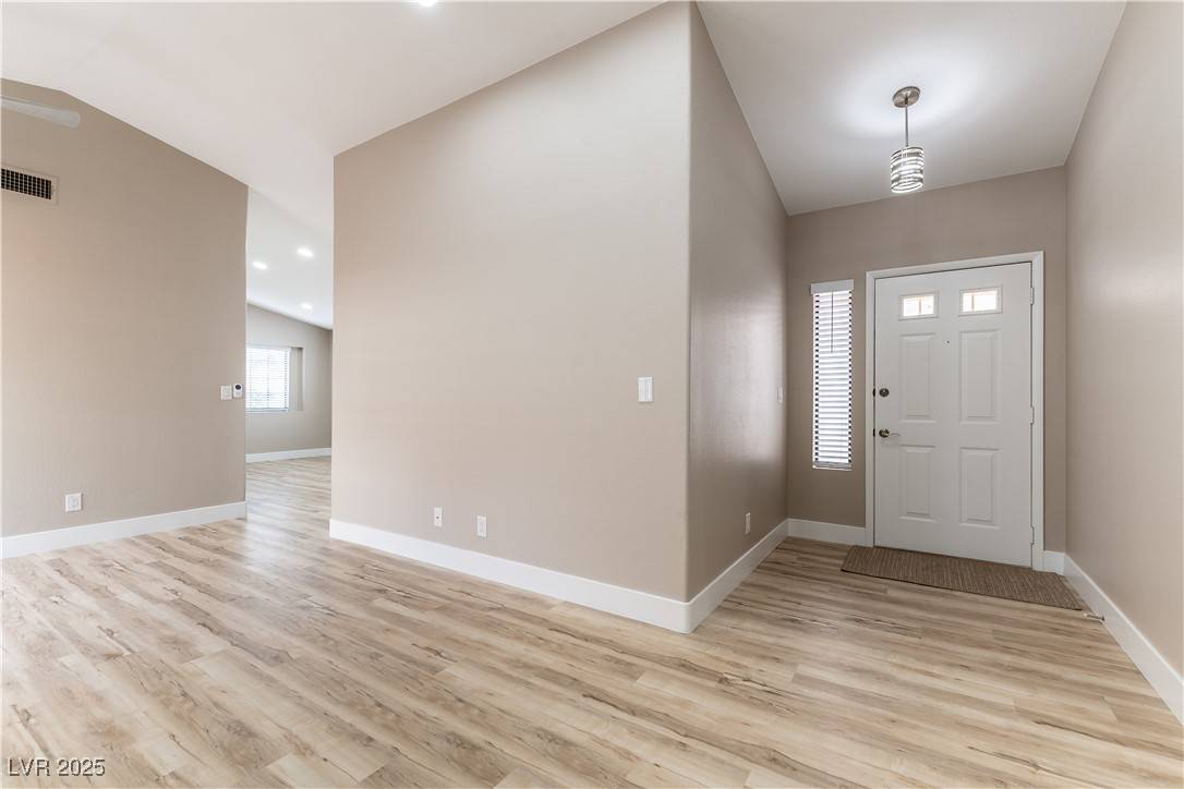 Henderson, NV 89014,368 Legacy DR