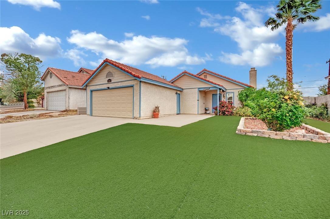 Las Vegas, NV 89107,5512 Kettering PL