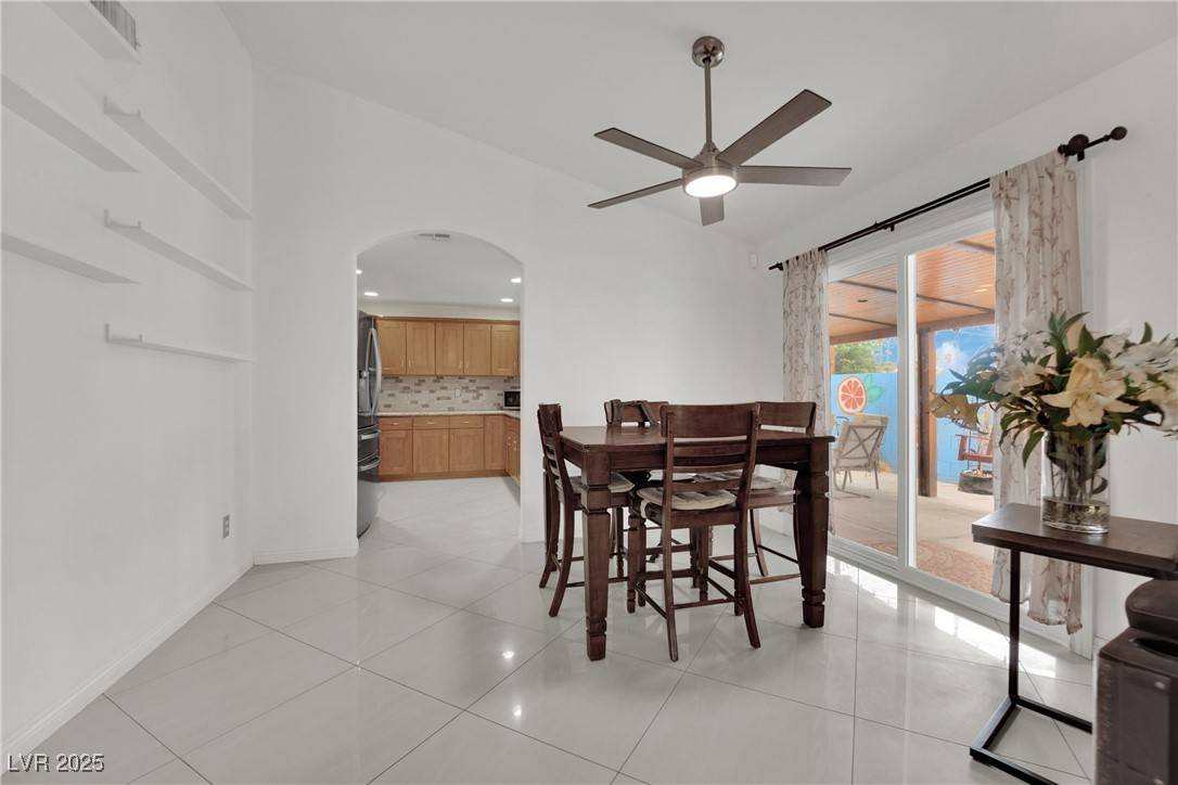 Las Vegas, NV 89107,5512 Kettering PL