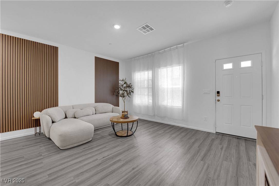 Henderson, NV 89002,471 Secret Cove CT