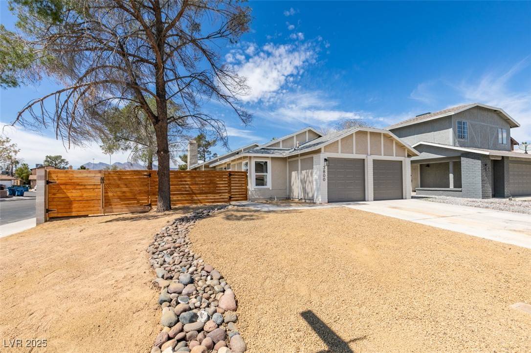 Las Vegas, NV 89108,3800 Summer Breeze CIR