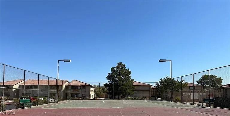 Las Vegas, NV 89145,7300 Pirates Cove RD #2045