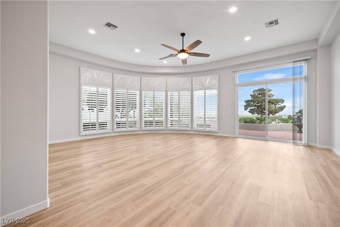Las Vegas, NV 89134,2742 Darby Falls DR